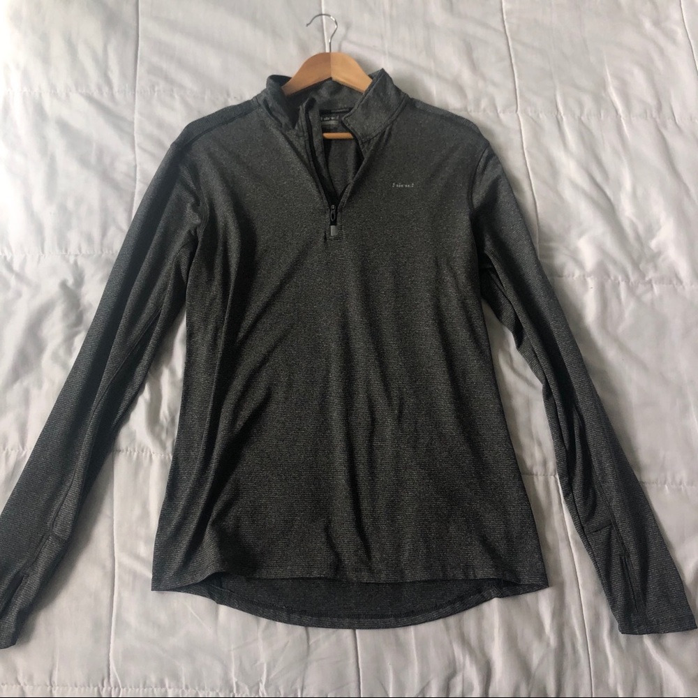 Long sleve Running Shirt size Medium!
